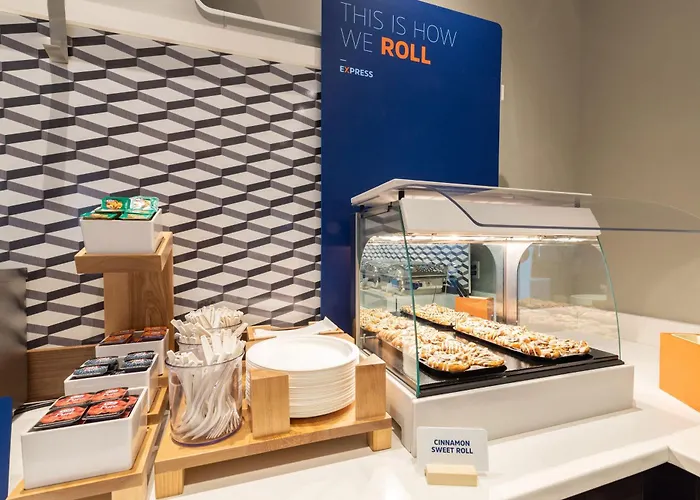 Holiday Inn Express Calgary South By Ihg